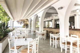 Chrystalla Hotel