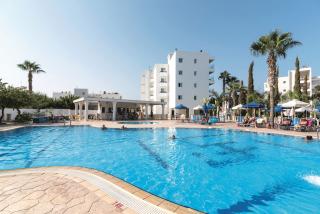 Chrystalla Hotel