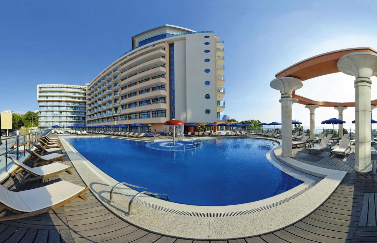 Astera Hotel & Spa