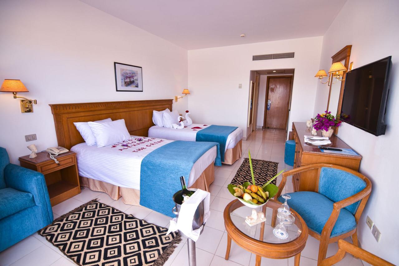 va-e-cestovn-kancel-palmera-atec-egypt