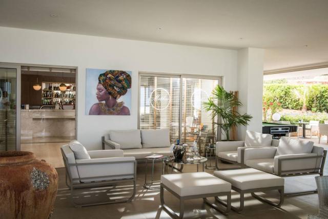 Matheo Villas & Suites