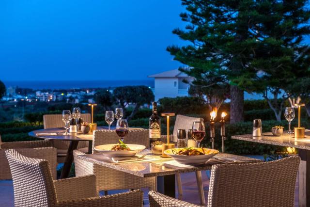Matheo Villas & Suites