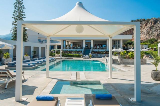Matheo Villas & Suites