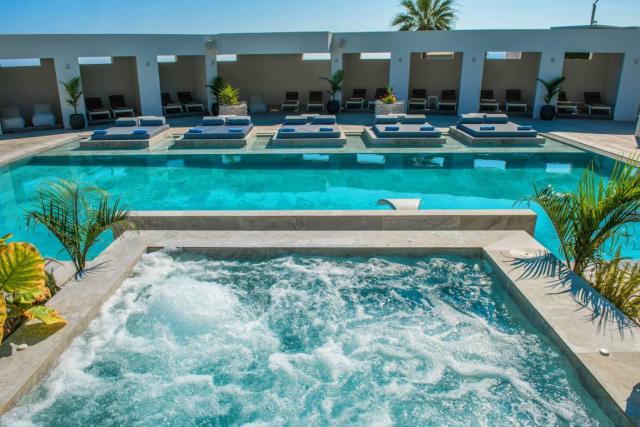Matheo Villas & Suites
