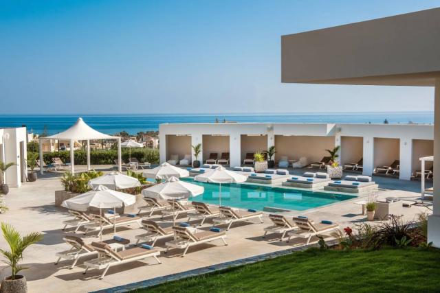 Matheo Villas & Suites