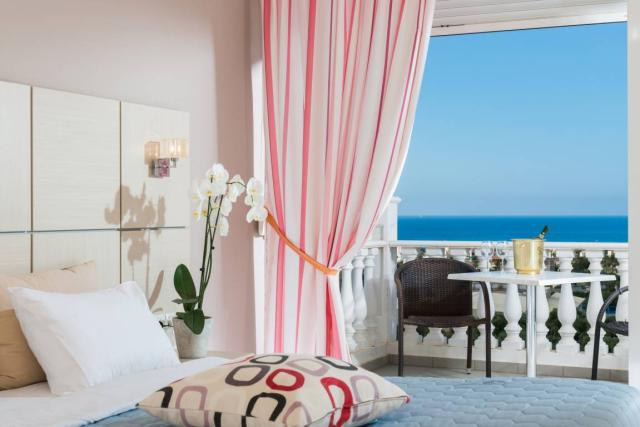 Matheo Villas & Suites