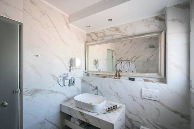 Matheo Villas & Suites