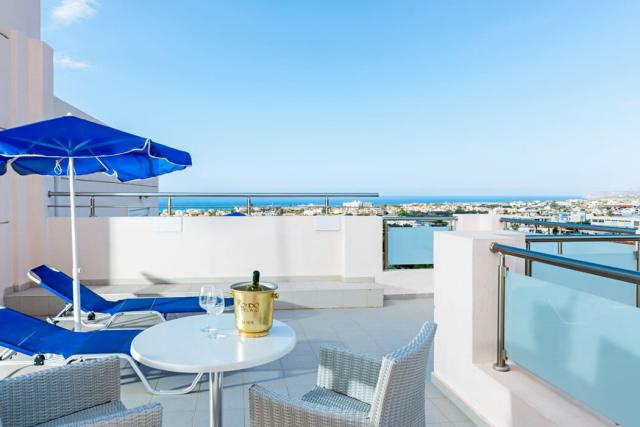 Matheo Villas & Suites