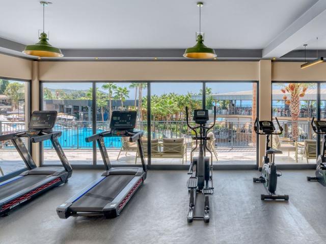 Seven Seas Palmeras Bay