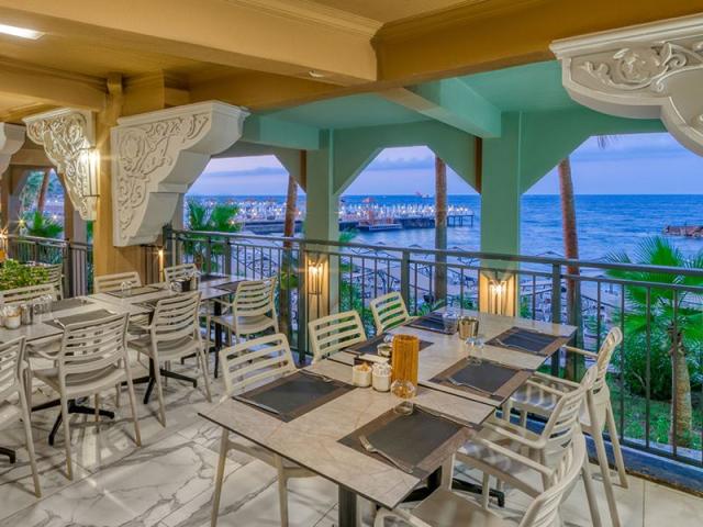 Seven Seas Palmeras Bay