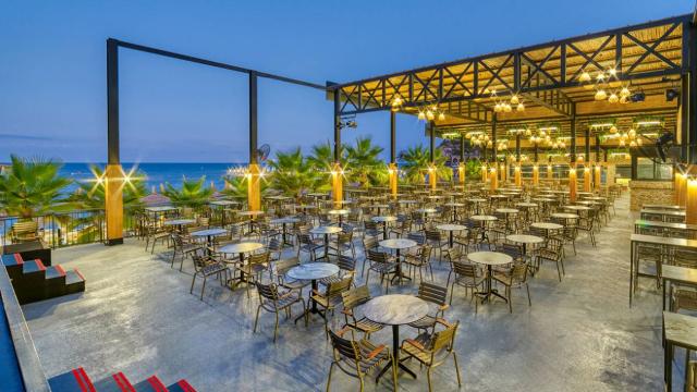 Seven Seas Palmeras Bay