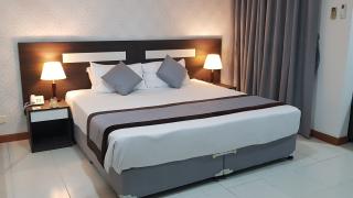 Nova Park Hotel
