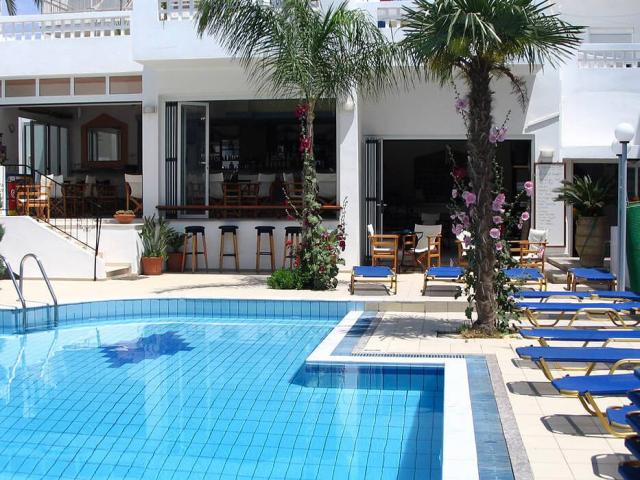 Emerald Hotel and Studios