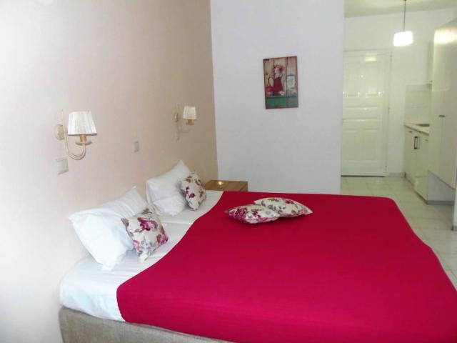 Emerald Hotel and Studios