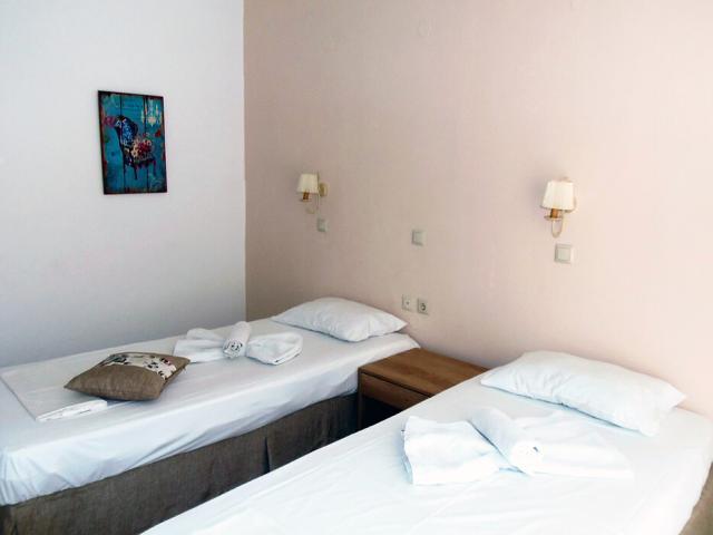 Emerald Hotel and Studios