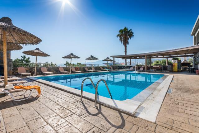 Dias Luxury Studios & Apartments