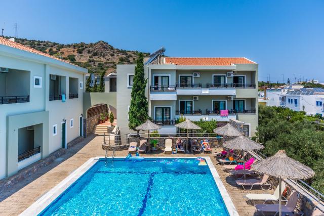 Dias Luxury Studios & Apartments